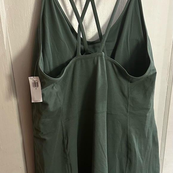 Old navy “skort” dress - Picture 3 of 3